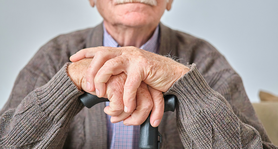 Aide à domicile pour seniors après 80 ans : accompagner la sérénité dans le Var