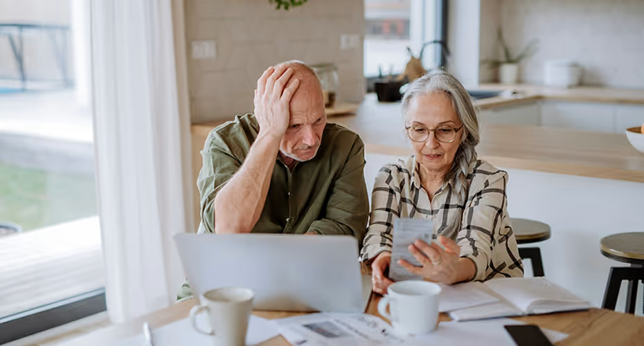 Aide à domicile : choisir entre le mode prestataire, mandataire ou l’emploi direct pour un accompagnement serein