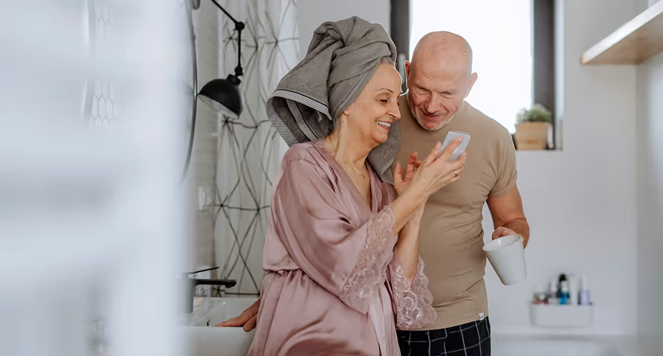 Aménager sa salle de bain pour l&rsquo;autonomie des seniors dans le Var : le Guide de Provence Aide Services